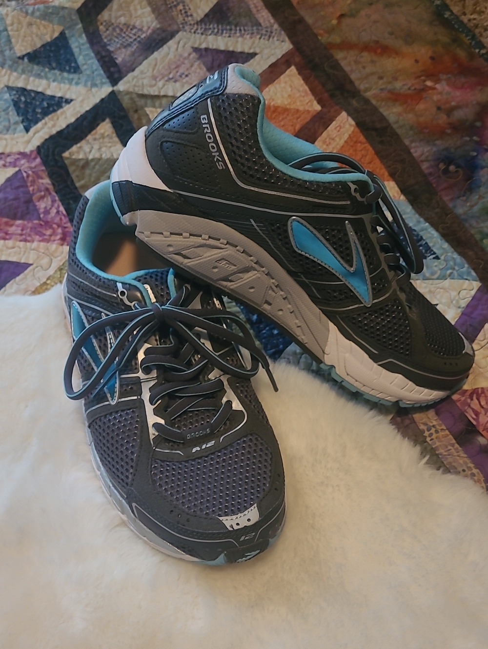 Brooks Gray & Teal Addiction 12 DNA Lace Up  Running Shoes 7.5 Extra Wide